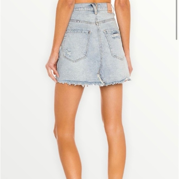 WE THE FREE Brea Cut Off Denim Mini Skirt Mile High Blue - Picture 2 of 7